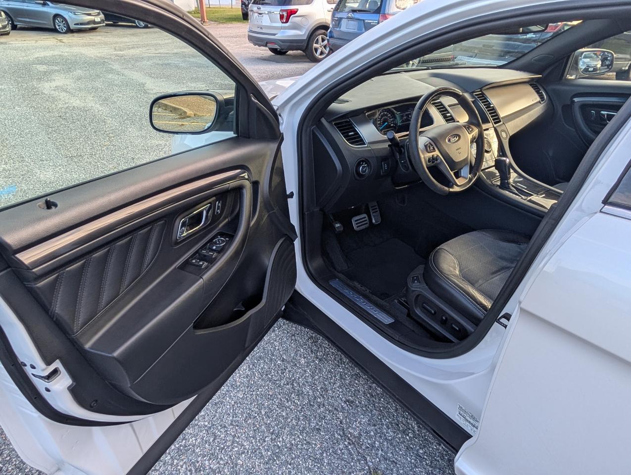 Ford Taurus SHO AWD 2014