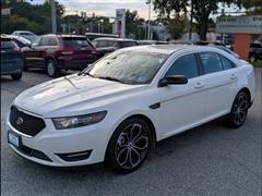 2014 Ford Taurus 