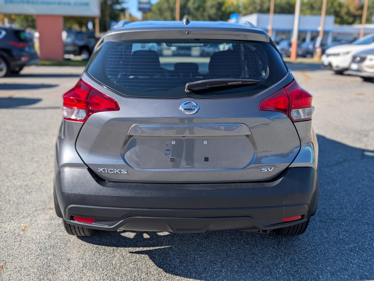 Nissan Kicks photo 5
