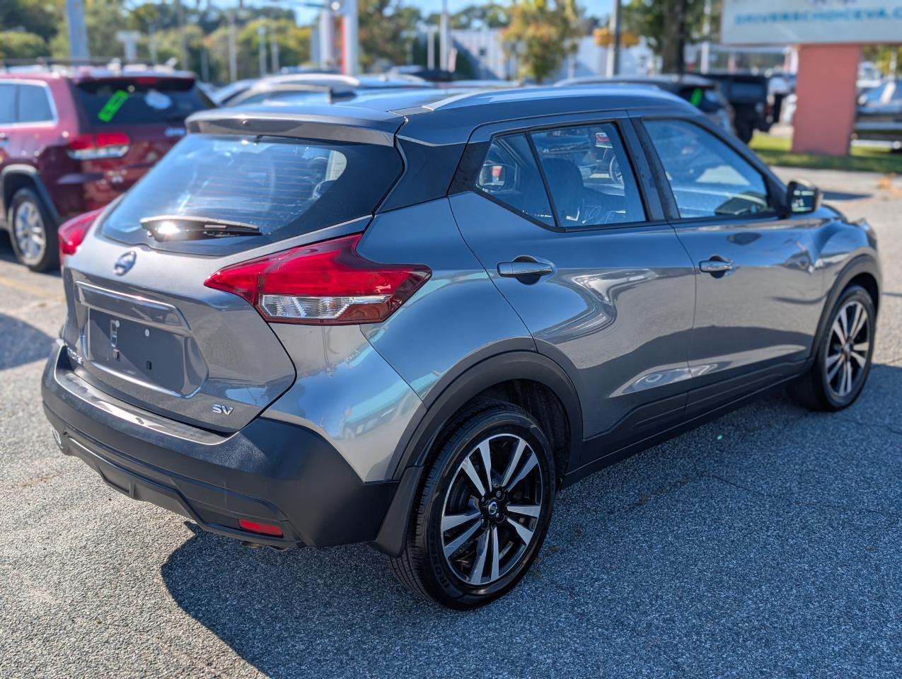Nissan Kicks photo 8