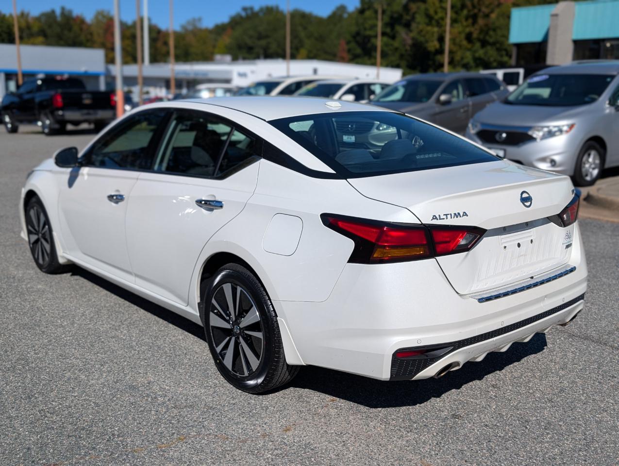 Nissan Altima 2.5 SV AWD Sedan 2019