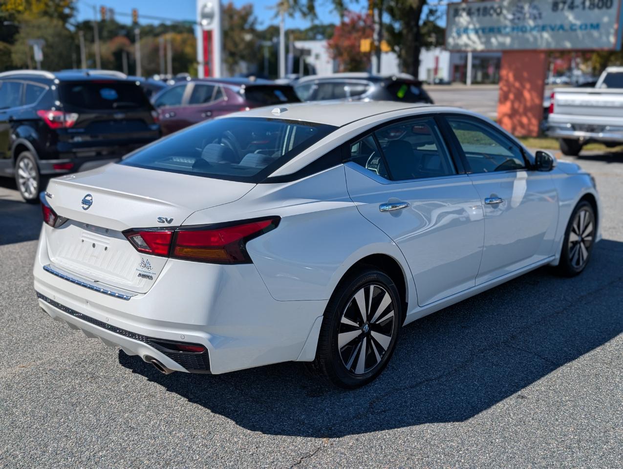 Nissan Altima 2.5 SV AWD Sedan 2019