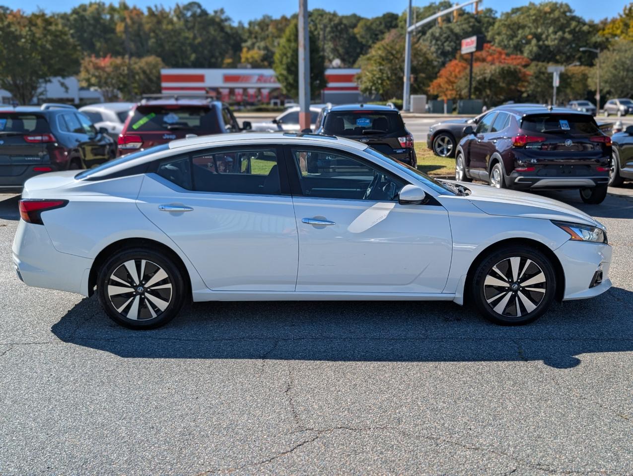 Nissan Altima 2.5 SV AWD Sedan 2019
