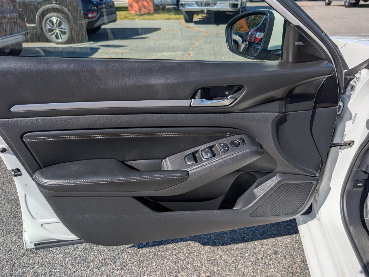 Nissan Altima 2.5 SV AWD Sedan 2019