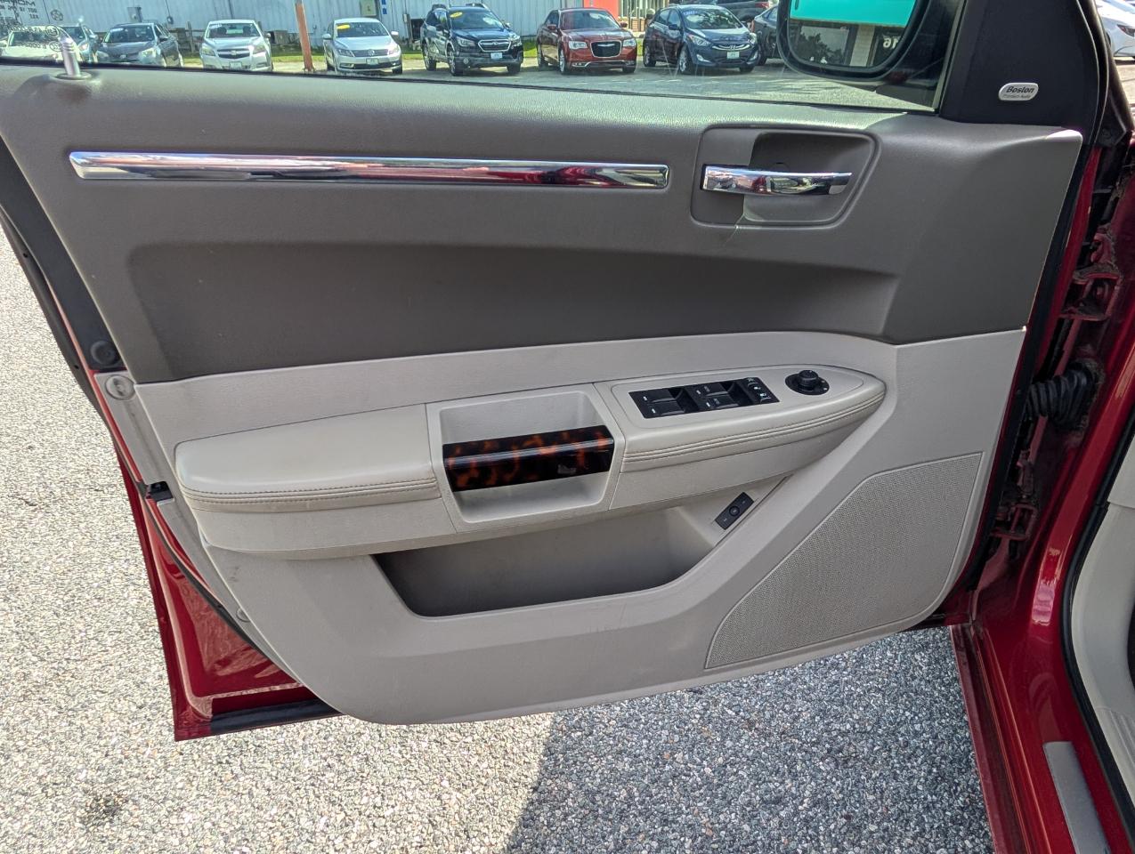 Chrysler 300  2008