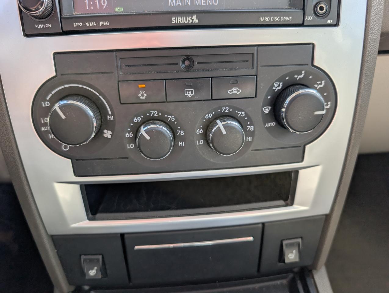 Chrysler 300  2008