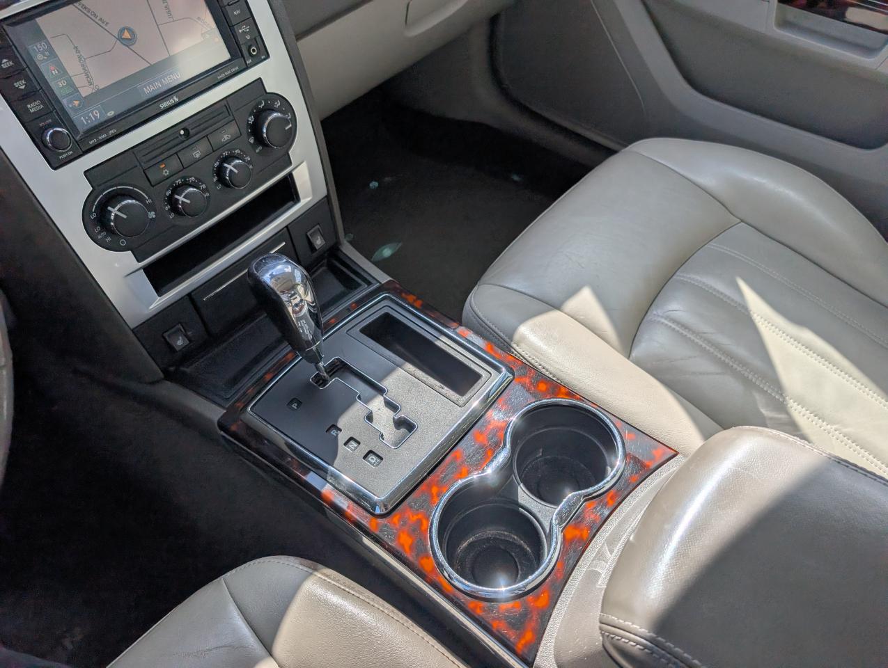 Chrysler 300  2008