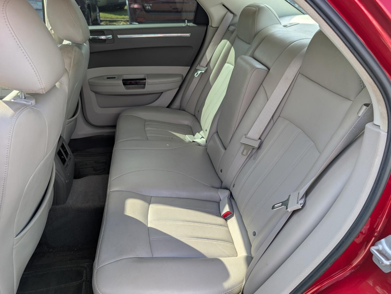 Chrysler 300  2008