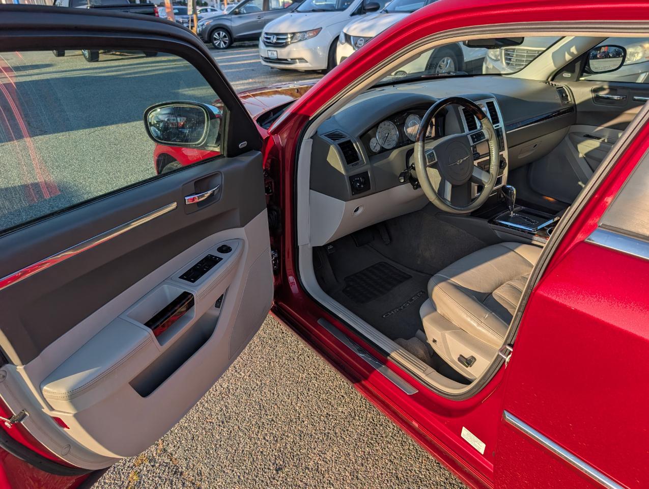 Chrysler 300  2008