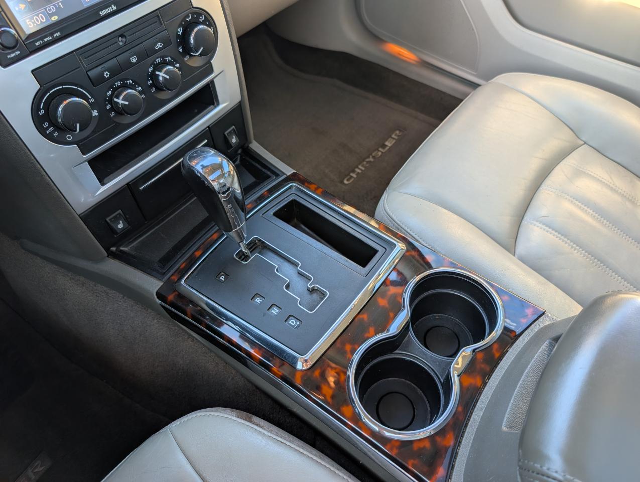 Chrysler 300  2008