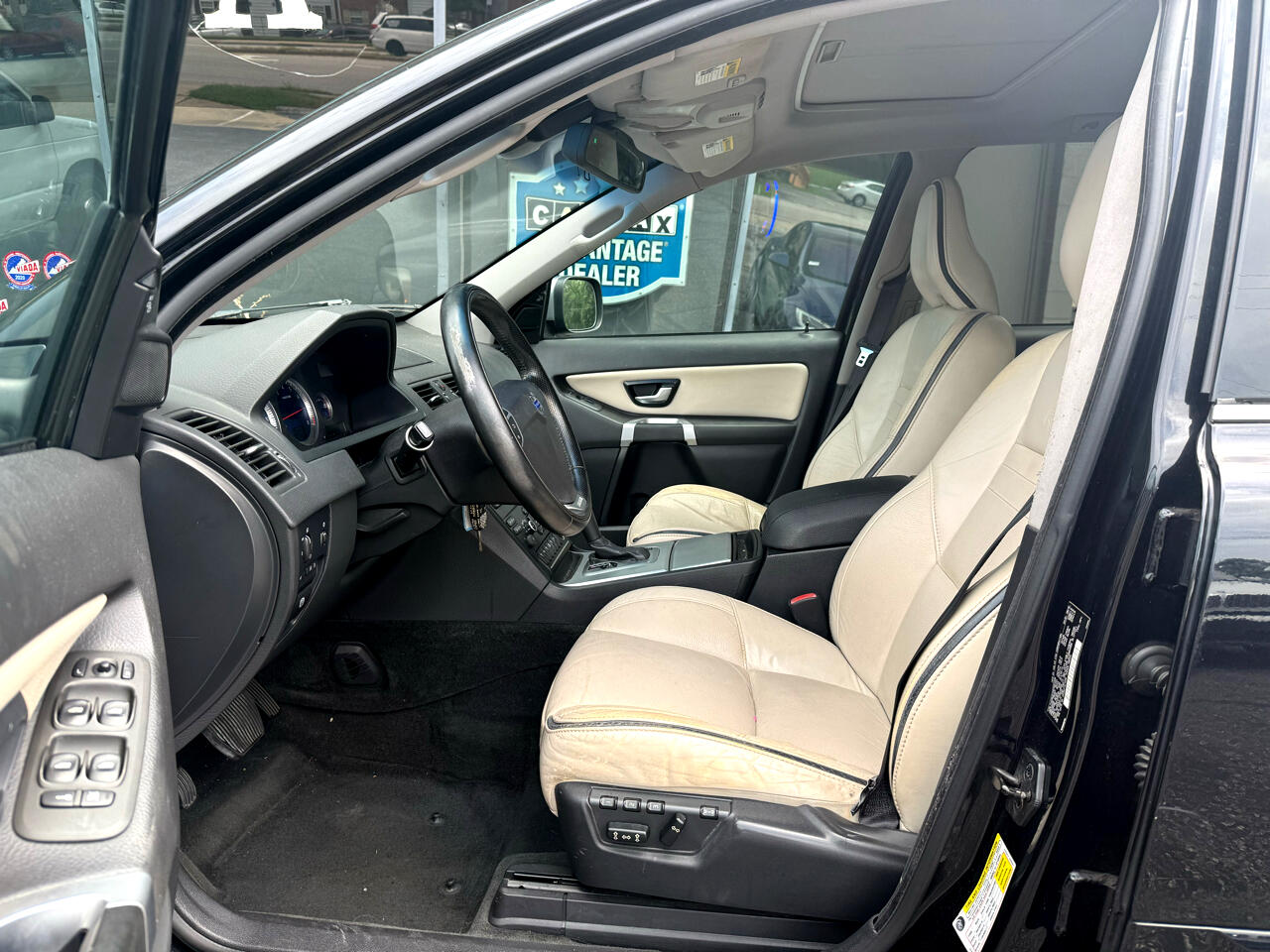 Volvo XC90  2013 Volvo XC90  2013