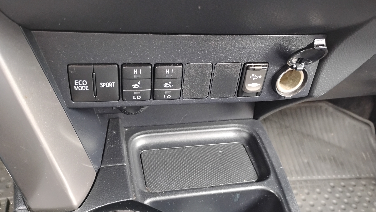 Toyota RAV4 Limited AWD 2018