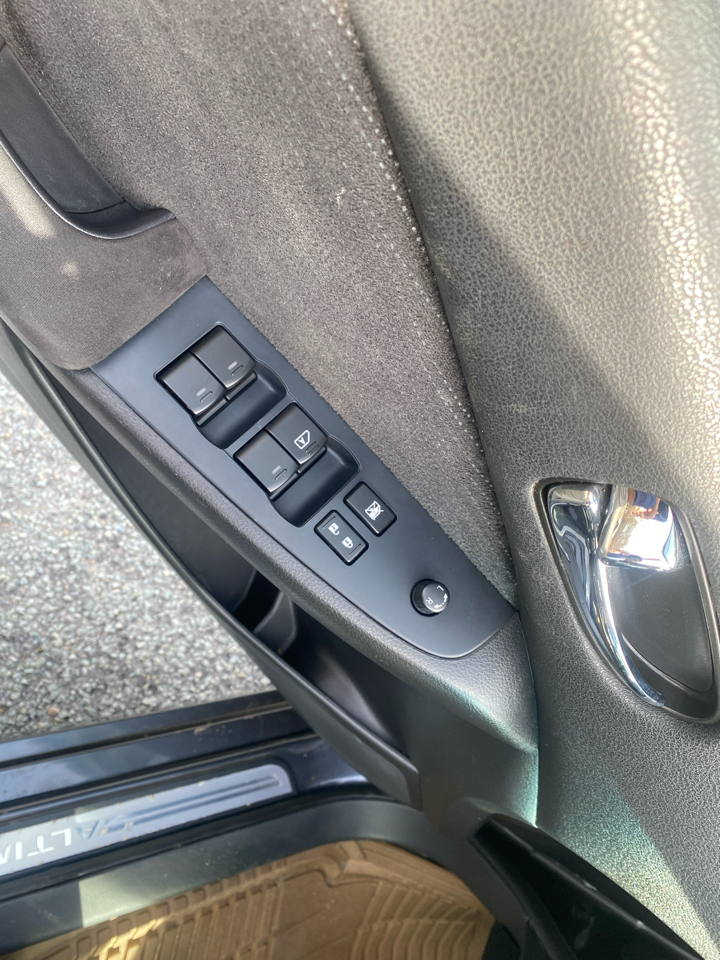 Nissan Altima 2.5 2012