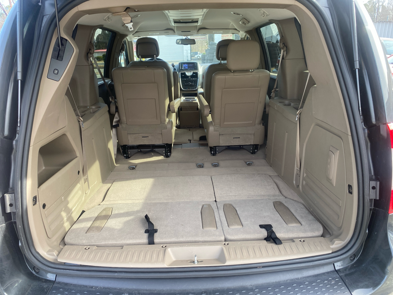 Chrysler Town & Country Touring 2012