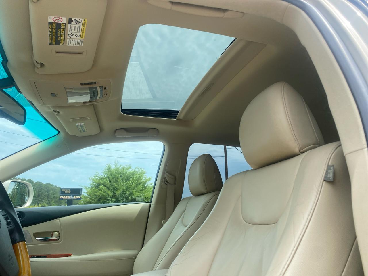Lexus RX 350 FWD 2011