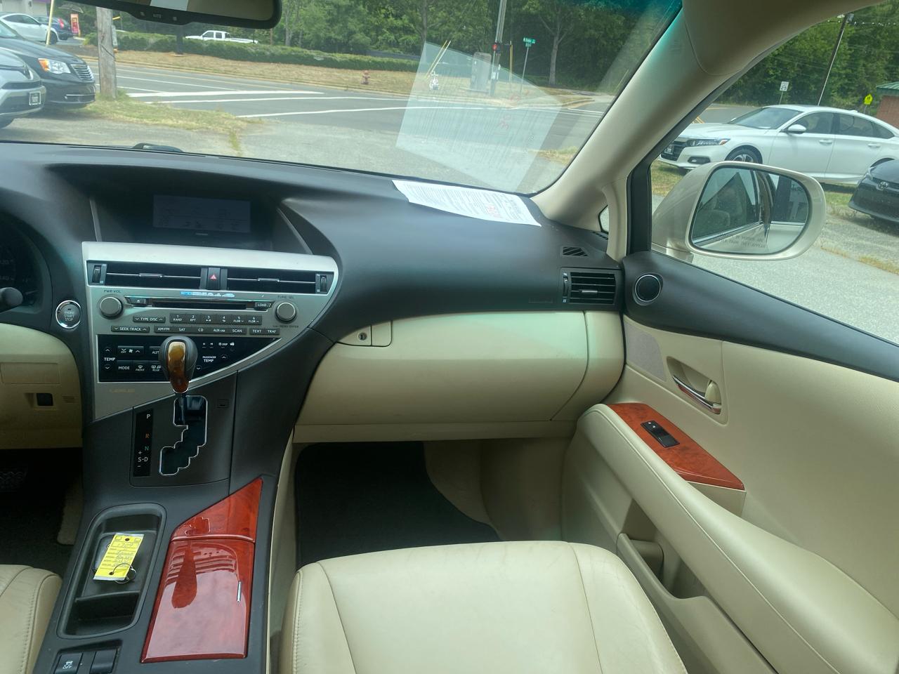 Lexus RX 350 FWD 2011