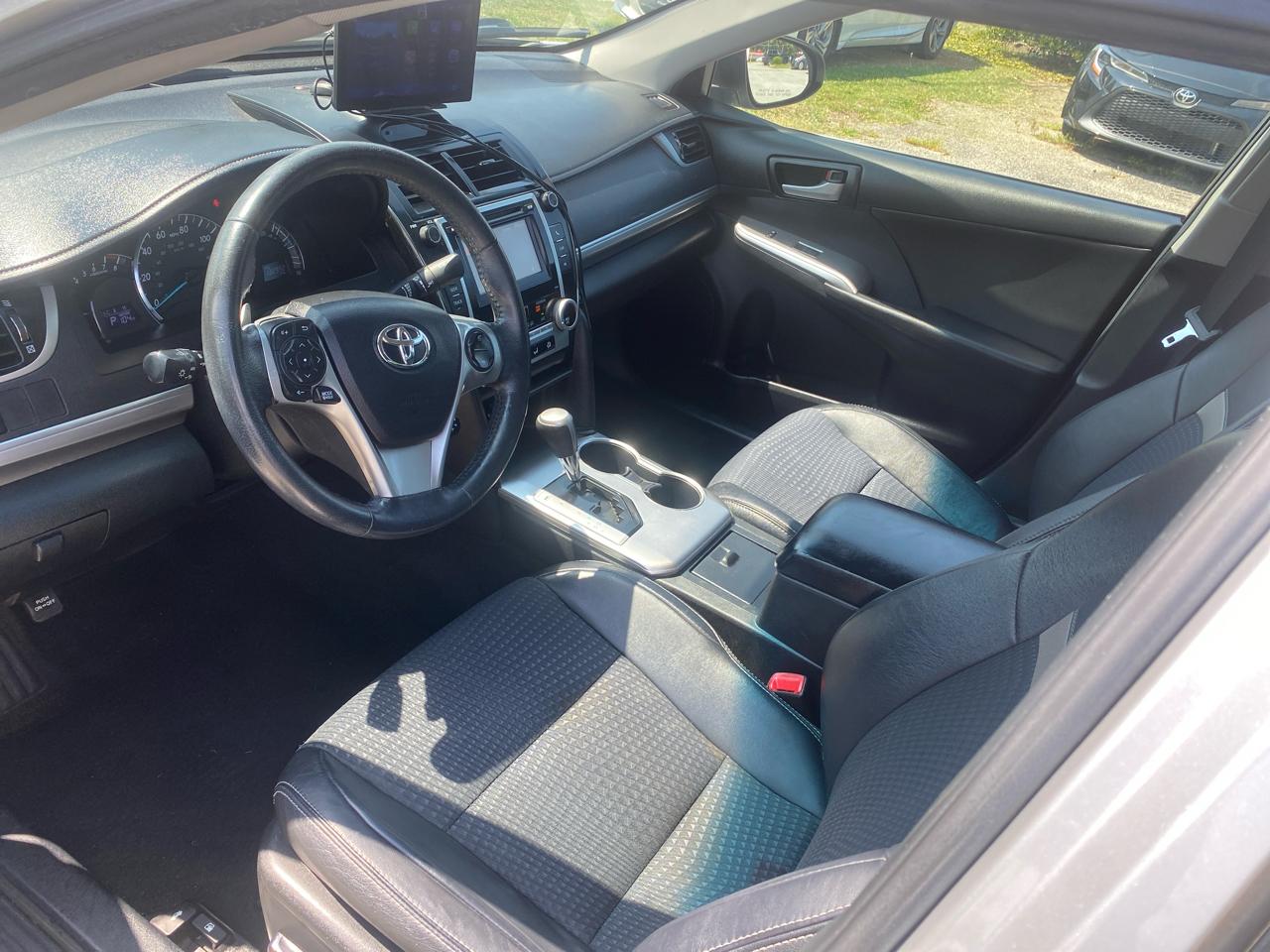 Toyota Camry 2014.5 4dr Sdn I4 Auto SE (Natl) 2014