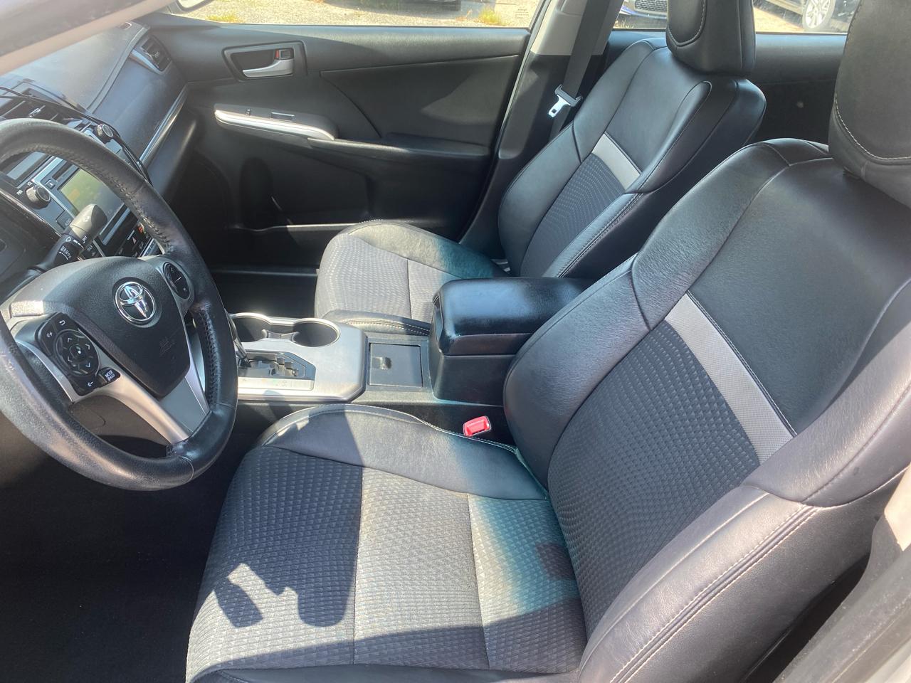 Toyota Camry 2014.5 4dr Sdn I4 Auto SE (Natl) 2014