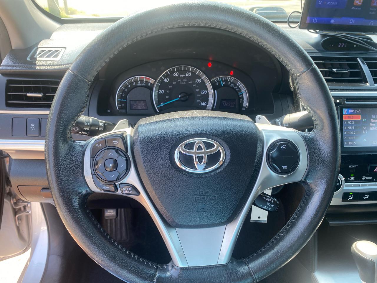 Toyota Camry 2014.5 4dr Sdn I4 Auto SE (Natl) 2014