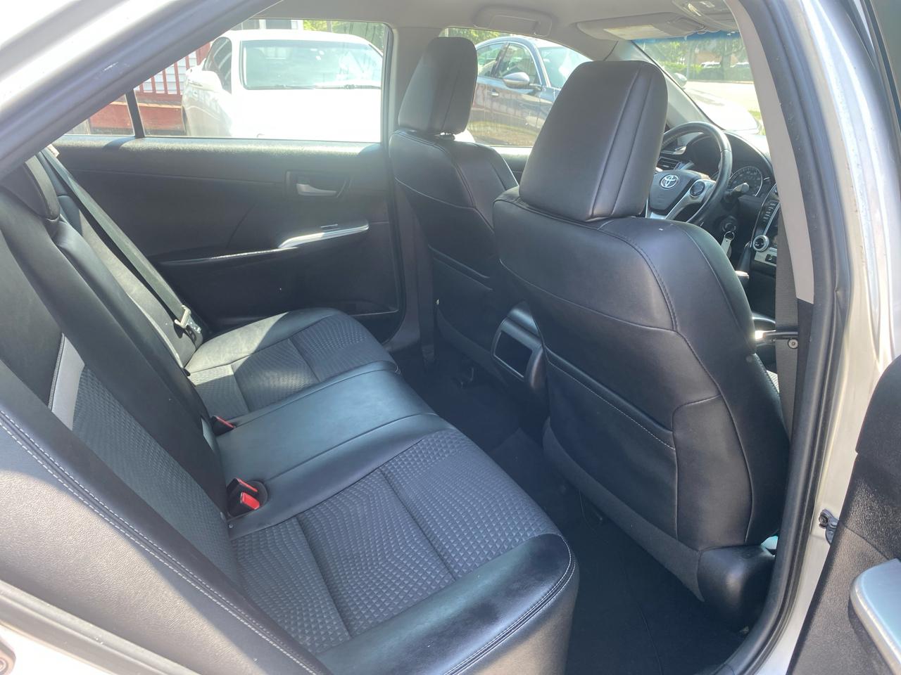 Toyota Camry 2014.5 4dr Sdn I4 Auto SE (Natl) 2014