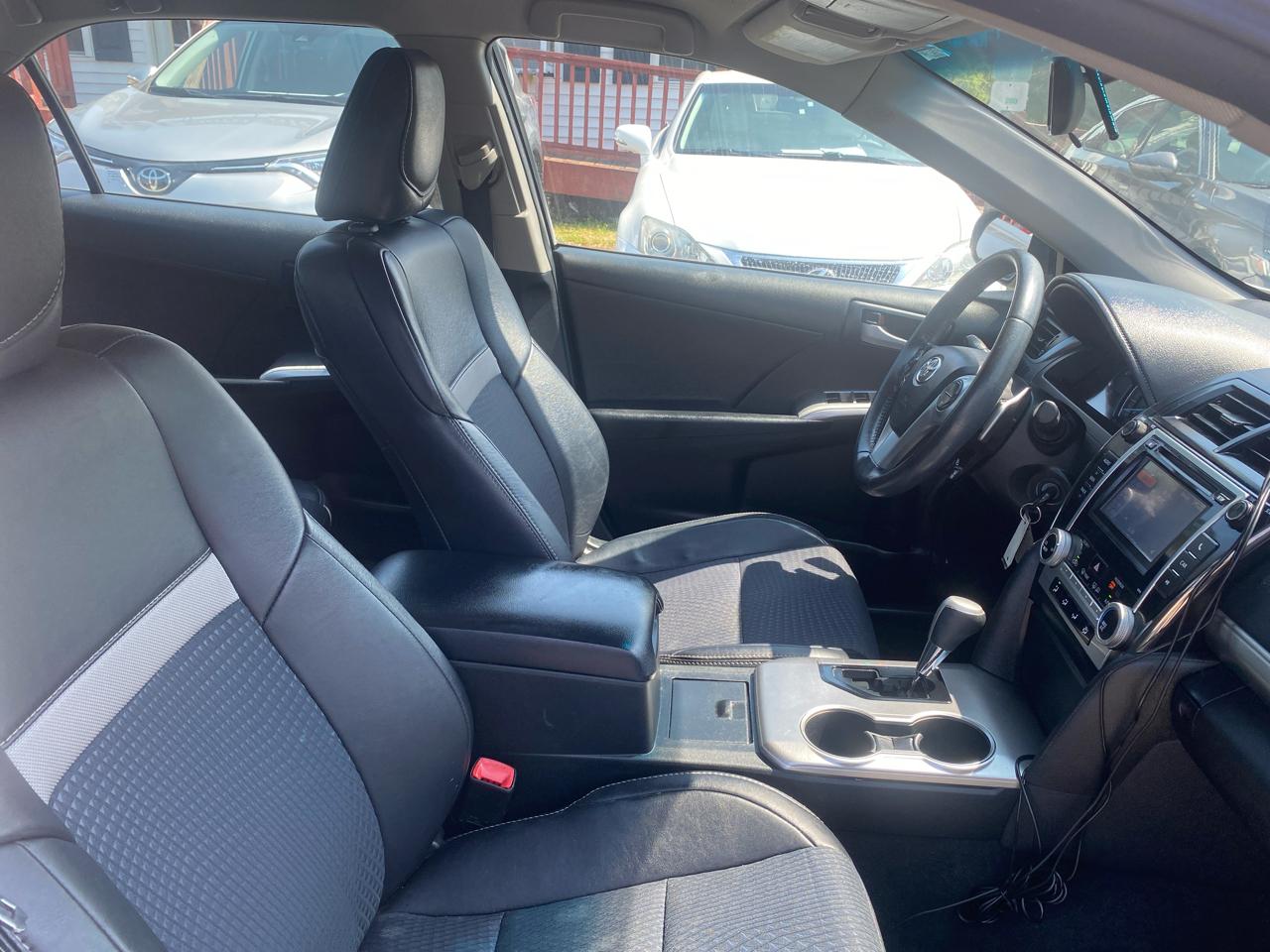 Toyota Camry 2014.5 4dr Sdn I4 Auto SE (Natl) 2014