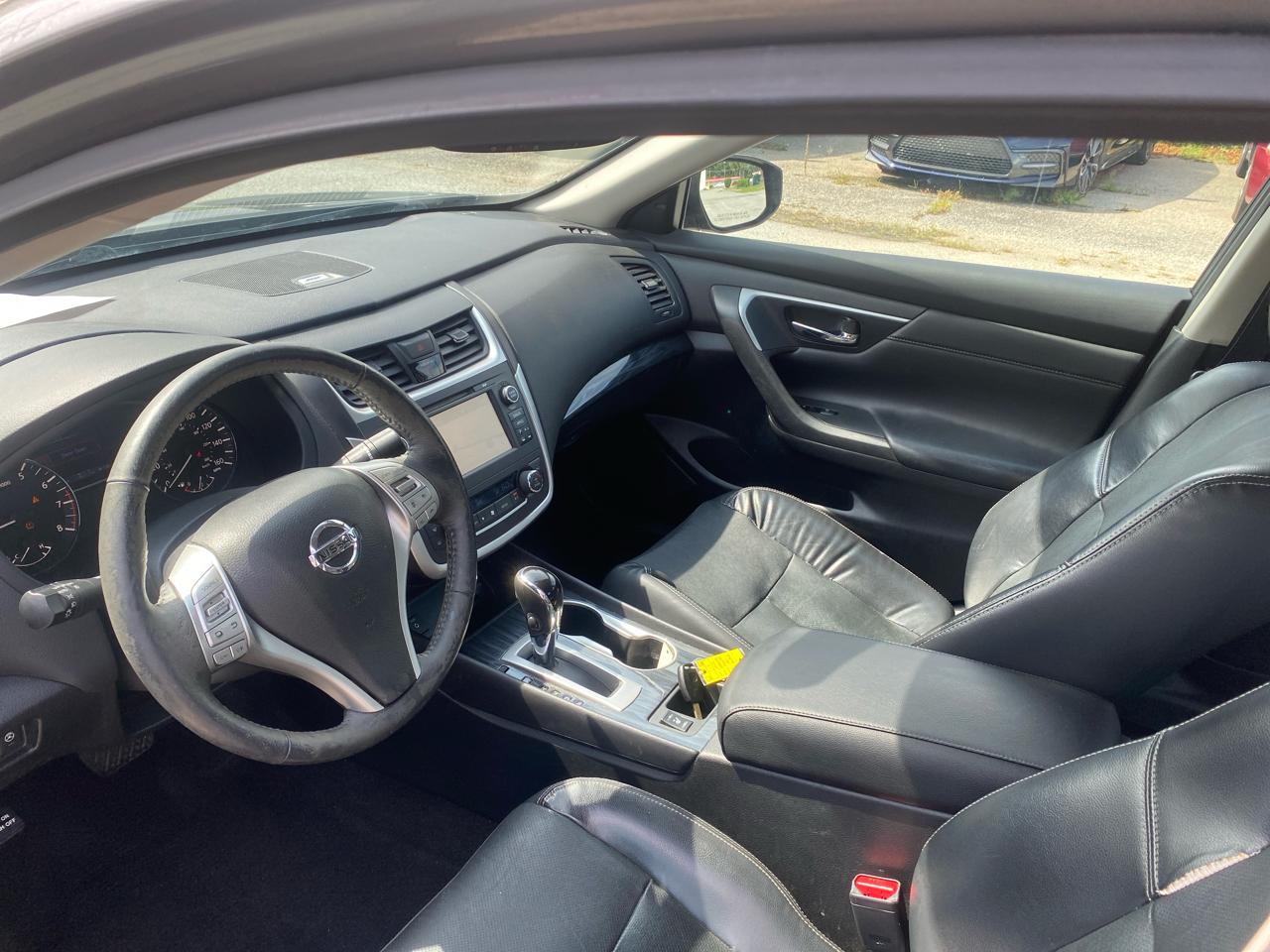 Nissan Altima 2.5 SR 2016