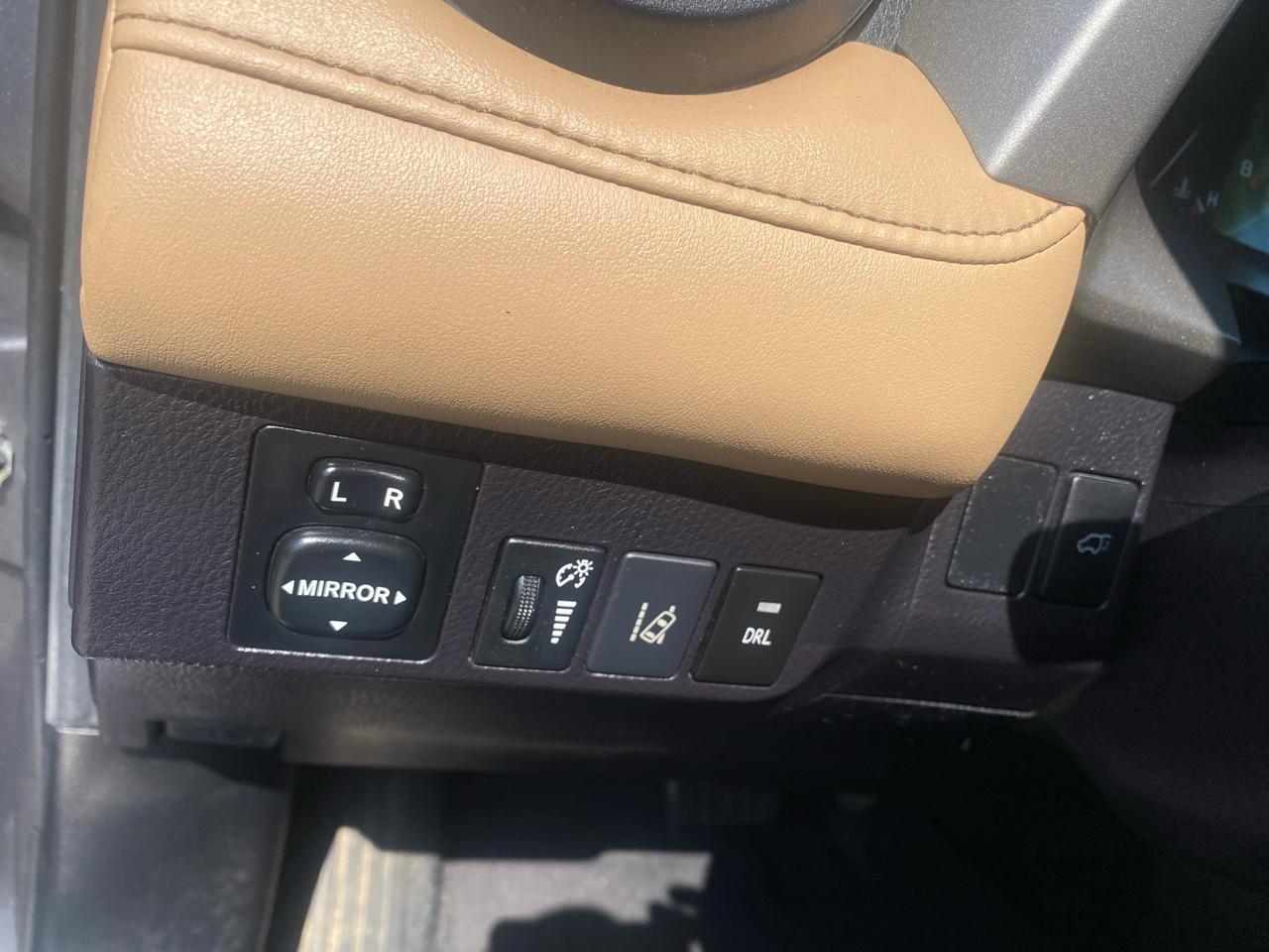 Toyota RAV4 XLE FWD 2018