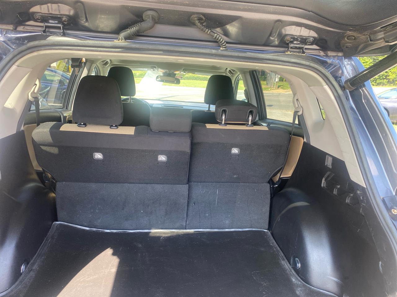 Toyota RAV4 XLE FWD 2018