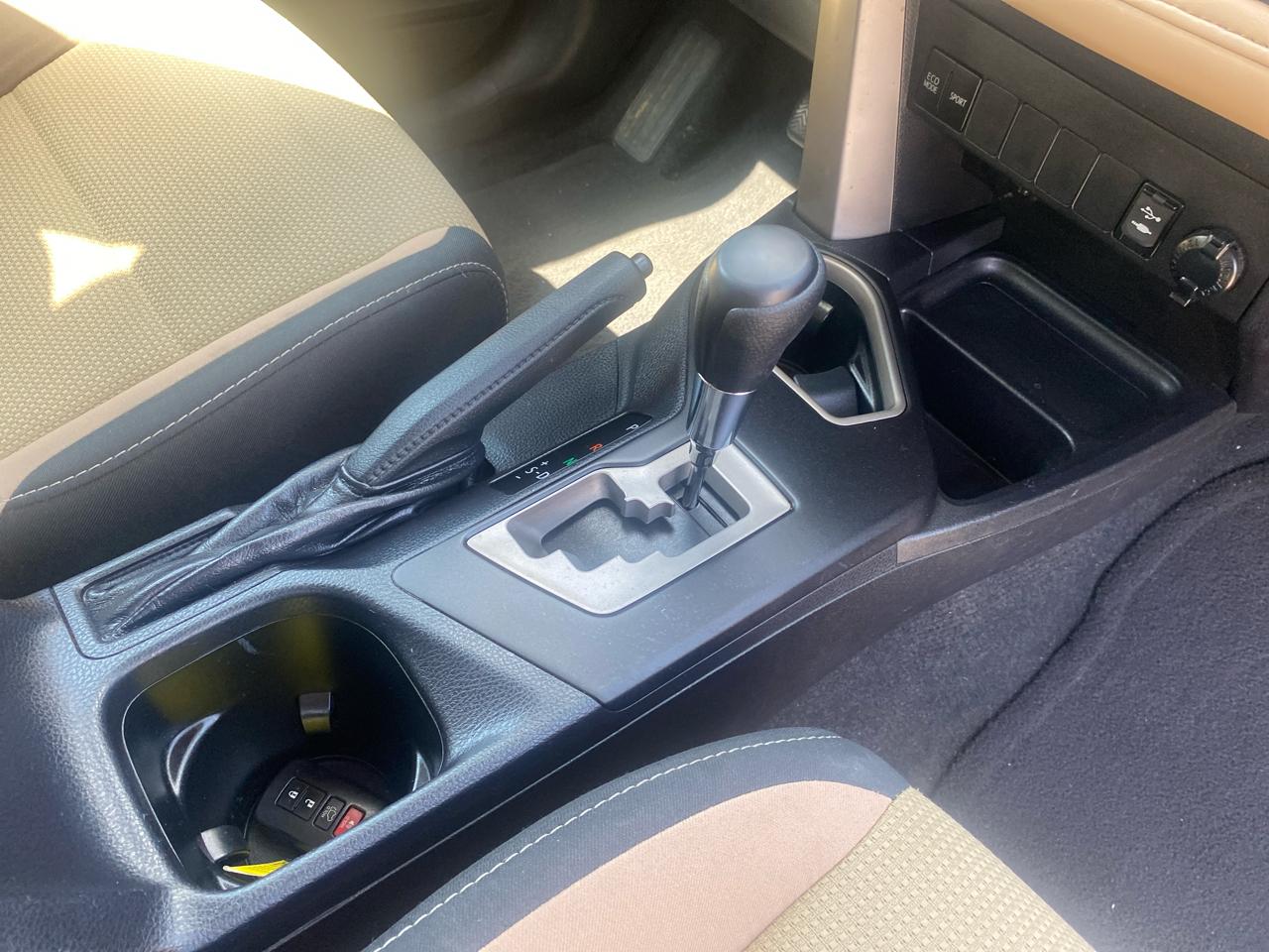 Toyota RAV4 XLE FWD 2018