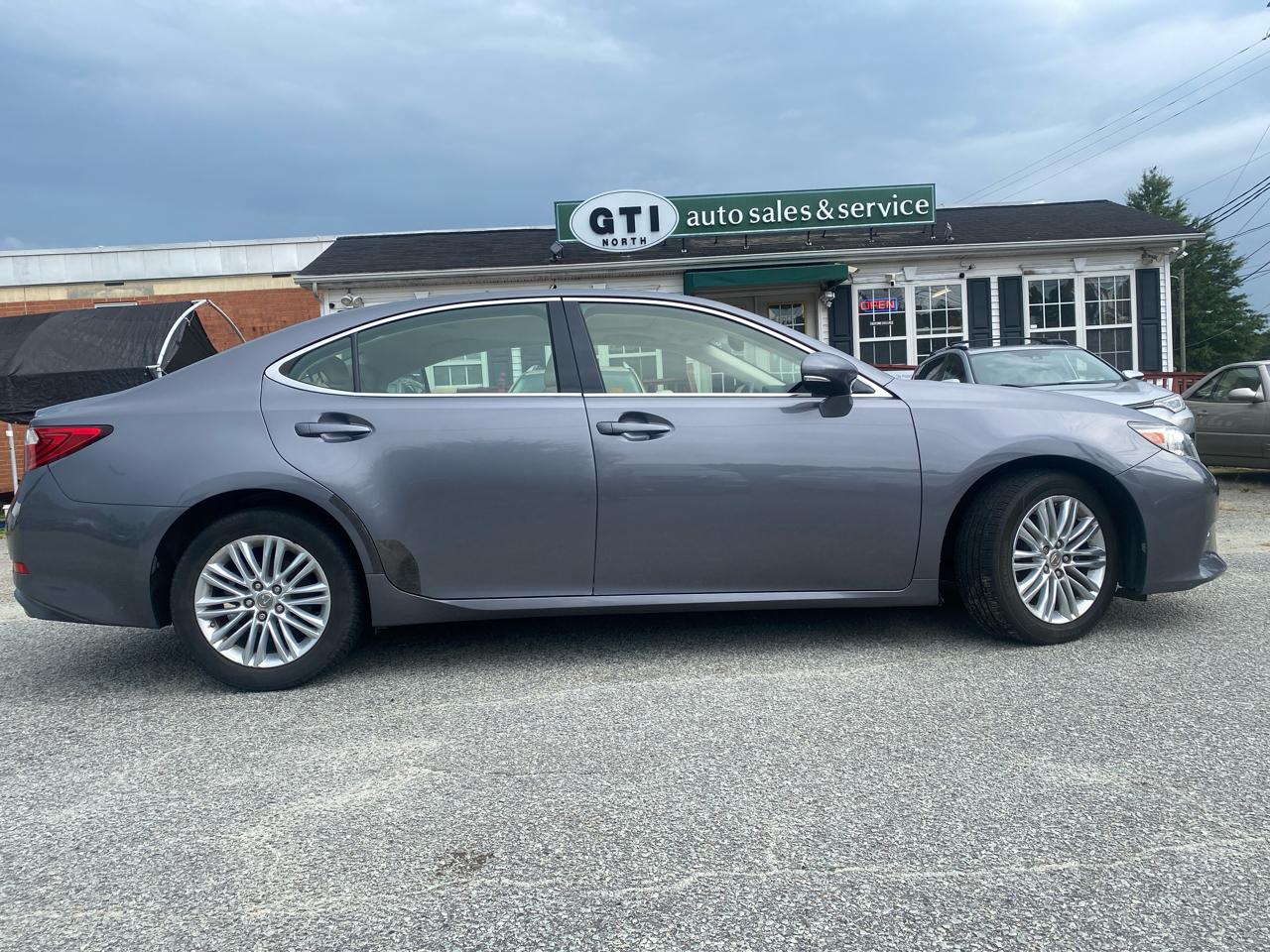 Lexus ES 350  2013