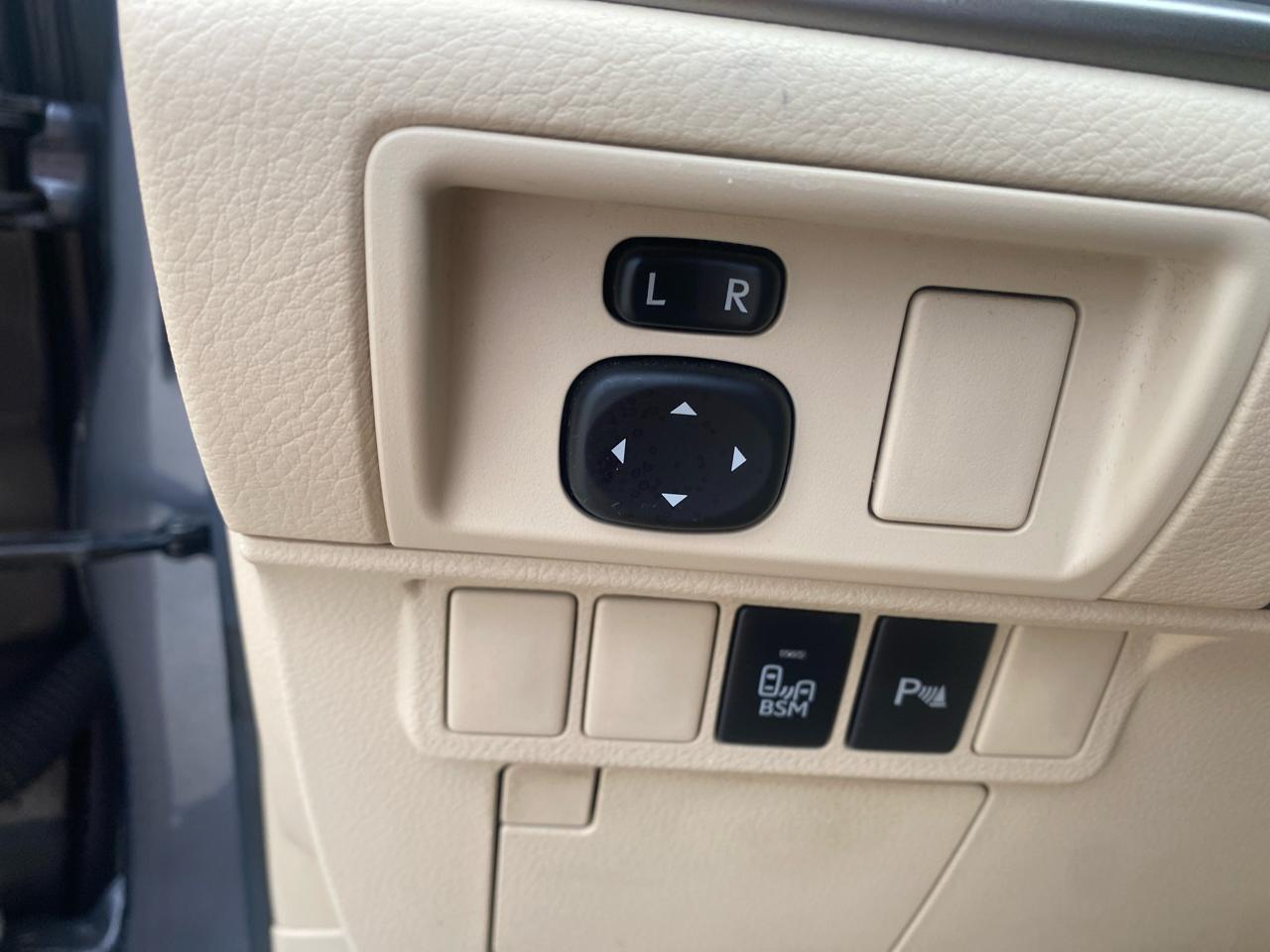 Lexus ES 350  2013