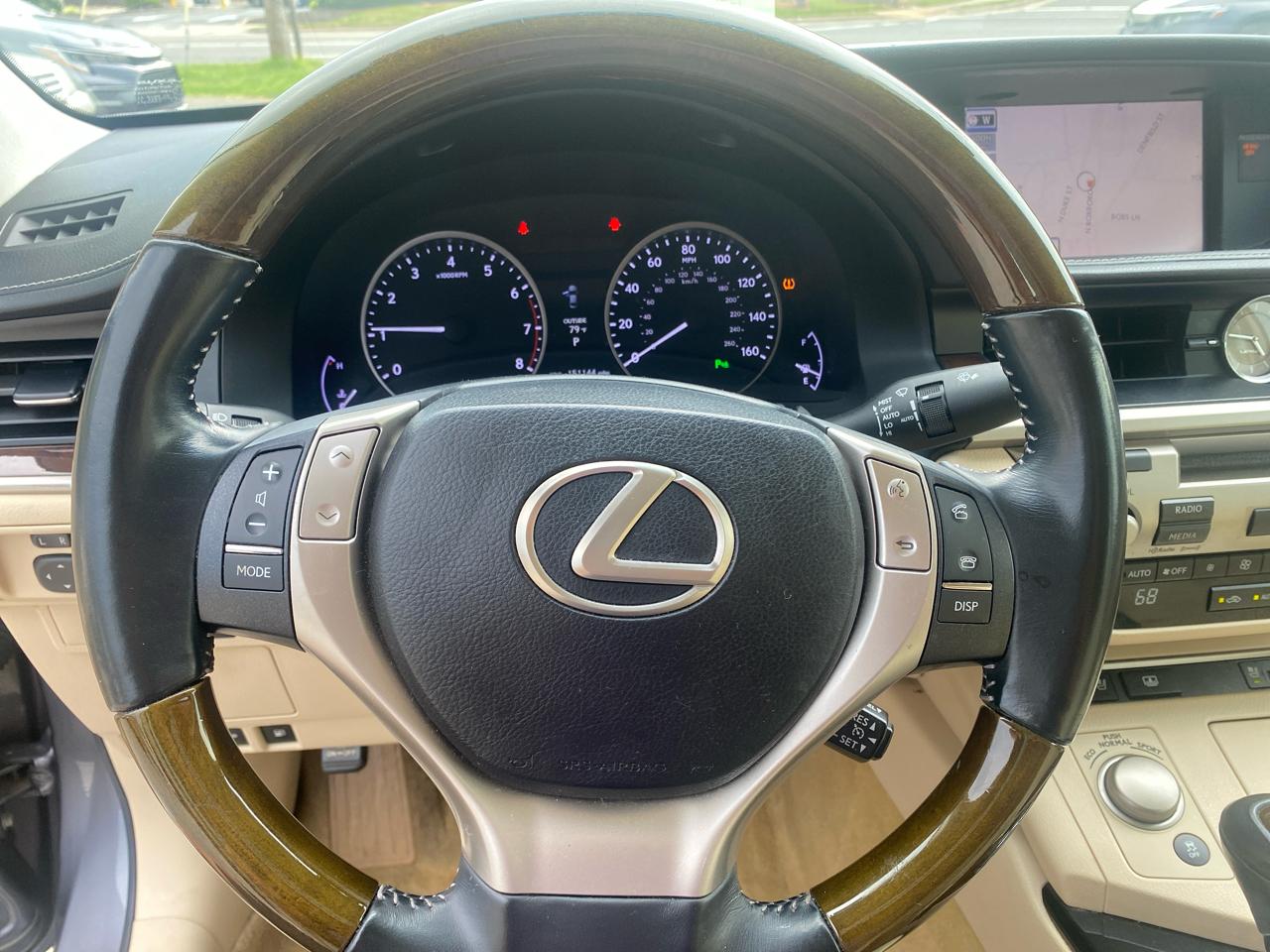 Lexus ES 350  2013