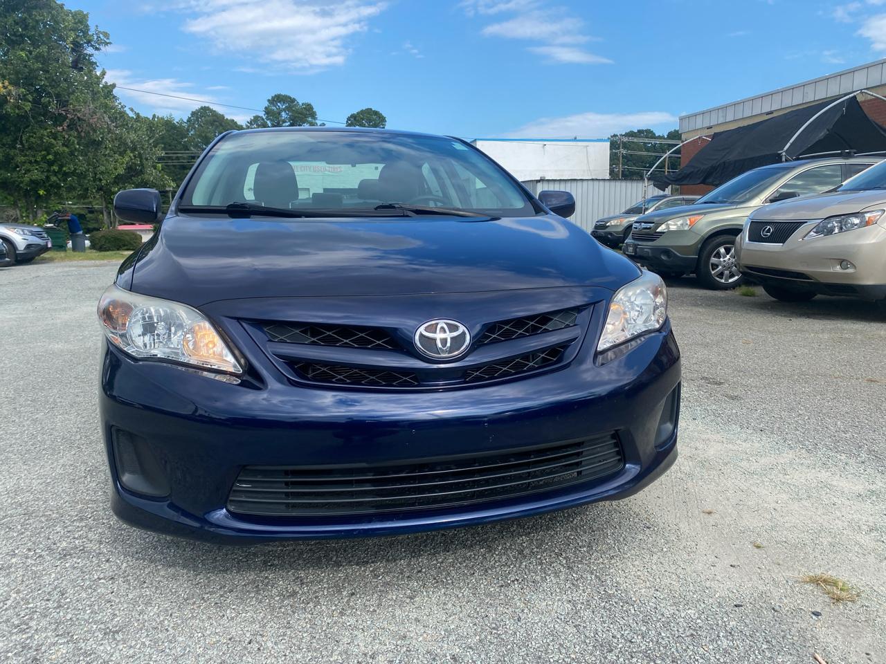Toyota Corolla LE 4D Sedan 2012