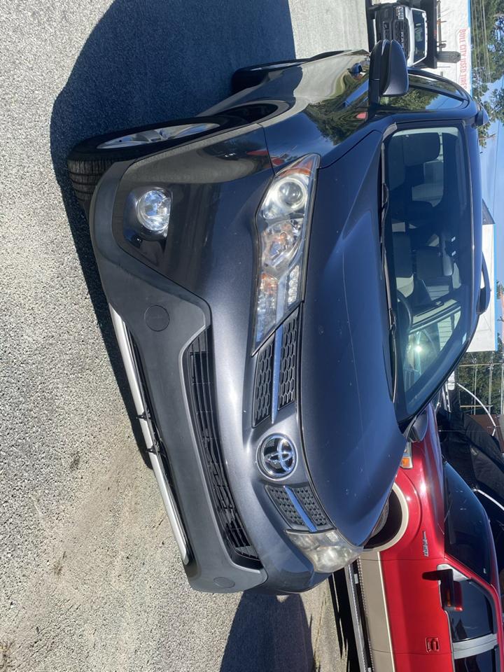 Toyota RAV4 XLE FWD 2014