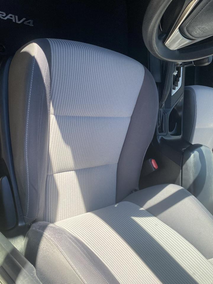 Toyota RAV4 XLE FWD 2014
