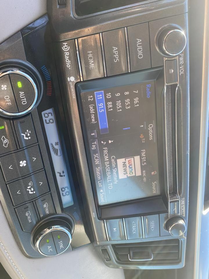 Toyota RAV4 XLE FWD 2014