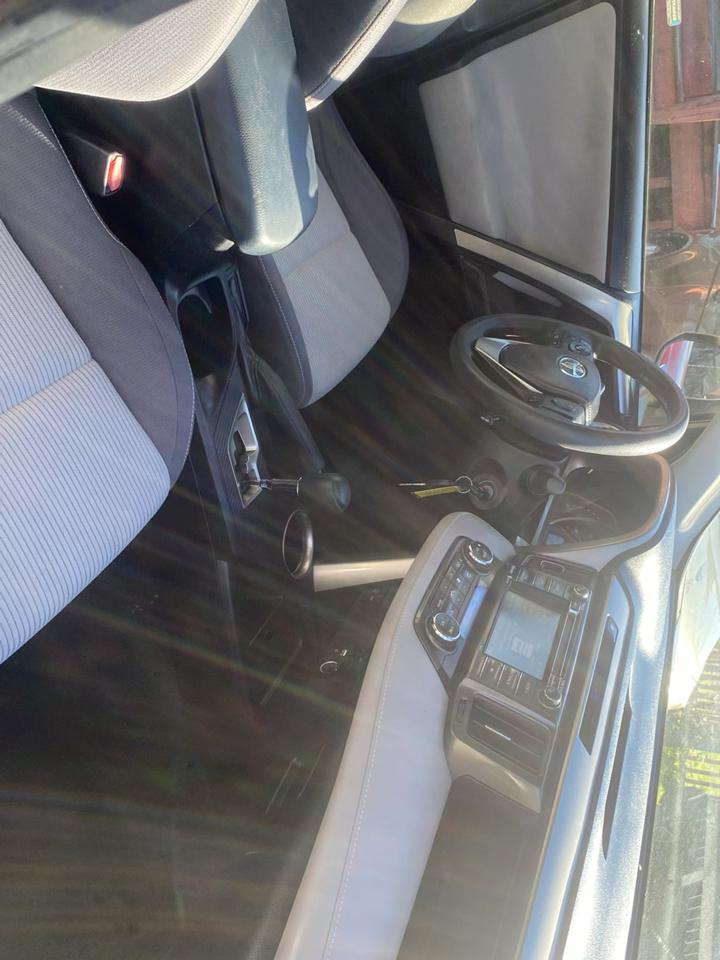 Toyota RAV4 XLE FWD 2014