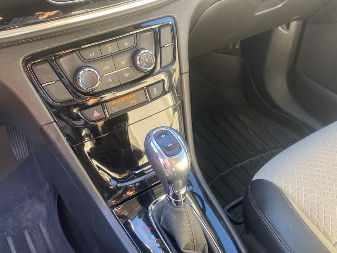 Buick Encore Sport Touring FWD 2019