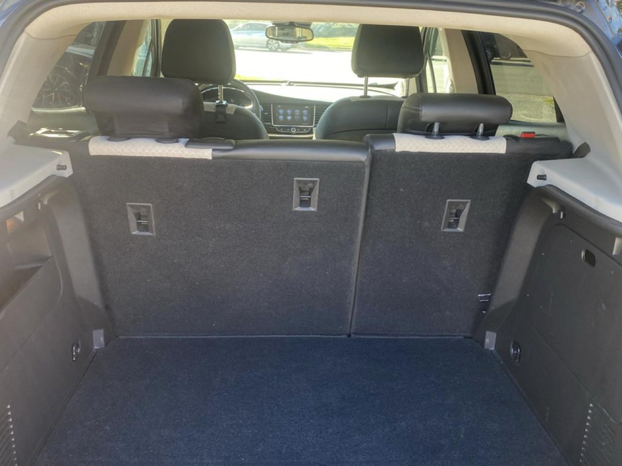 Buick Encore Sport Touring FWD 2019