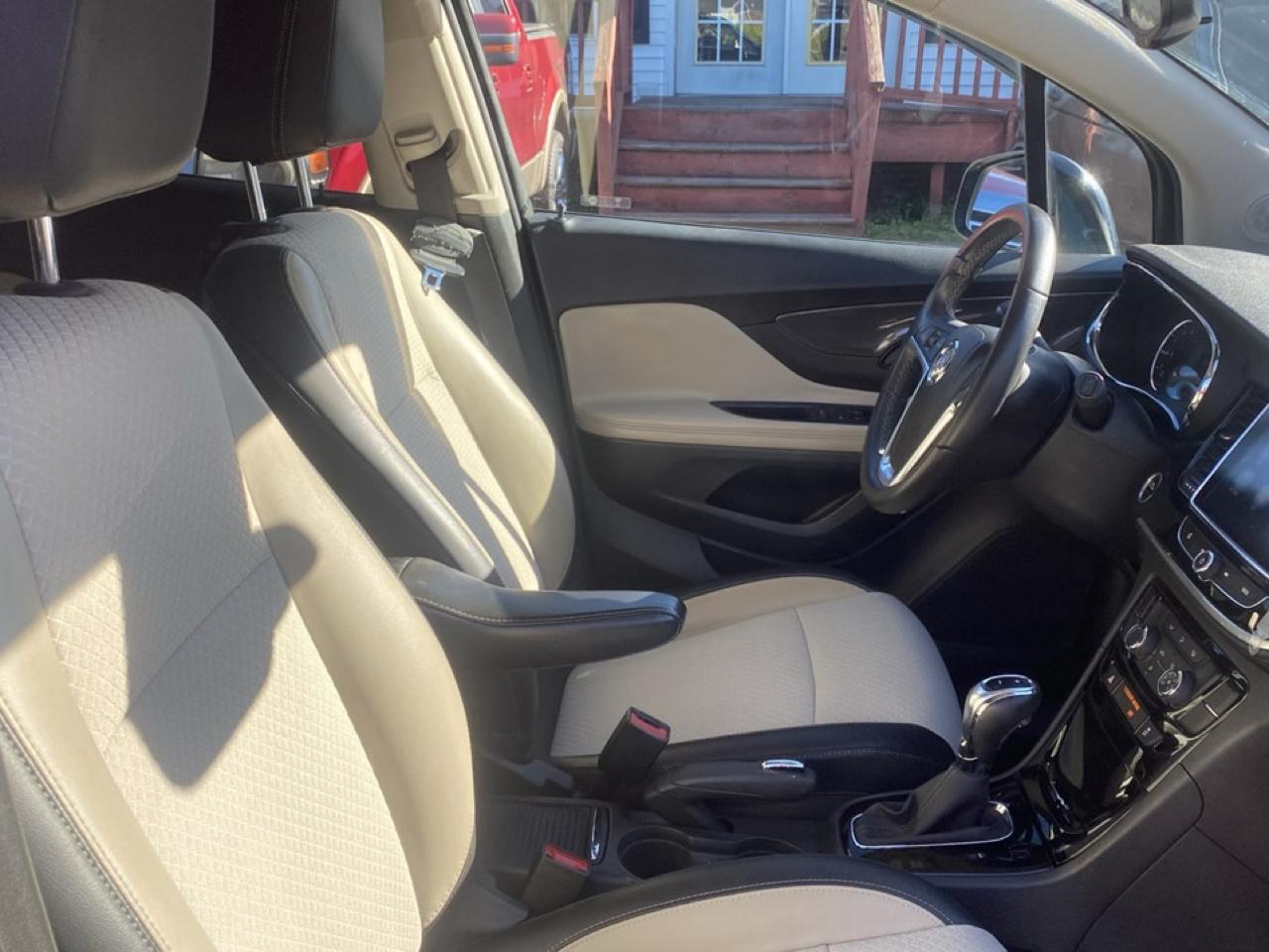 Buick Encore Sport Touring FWD 2019