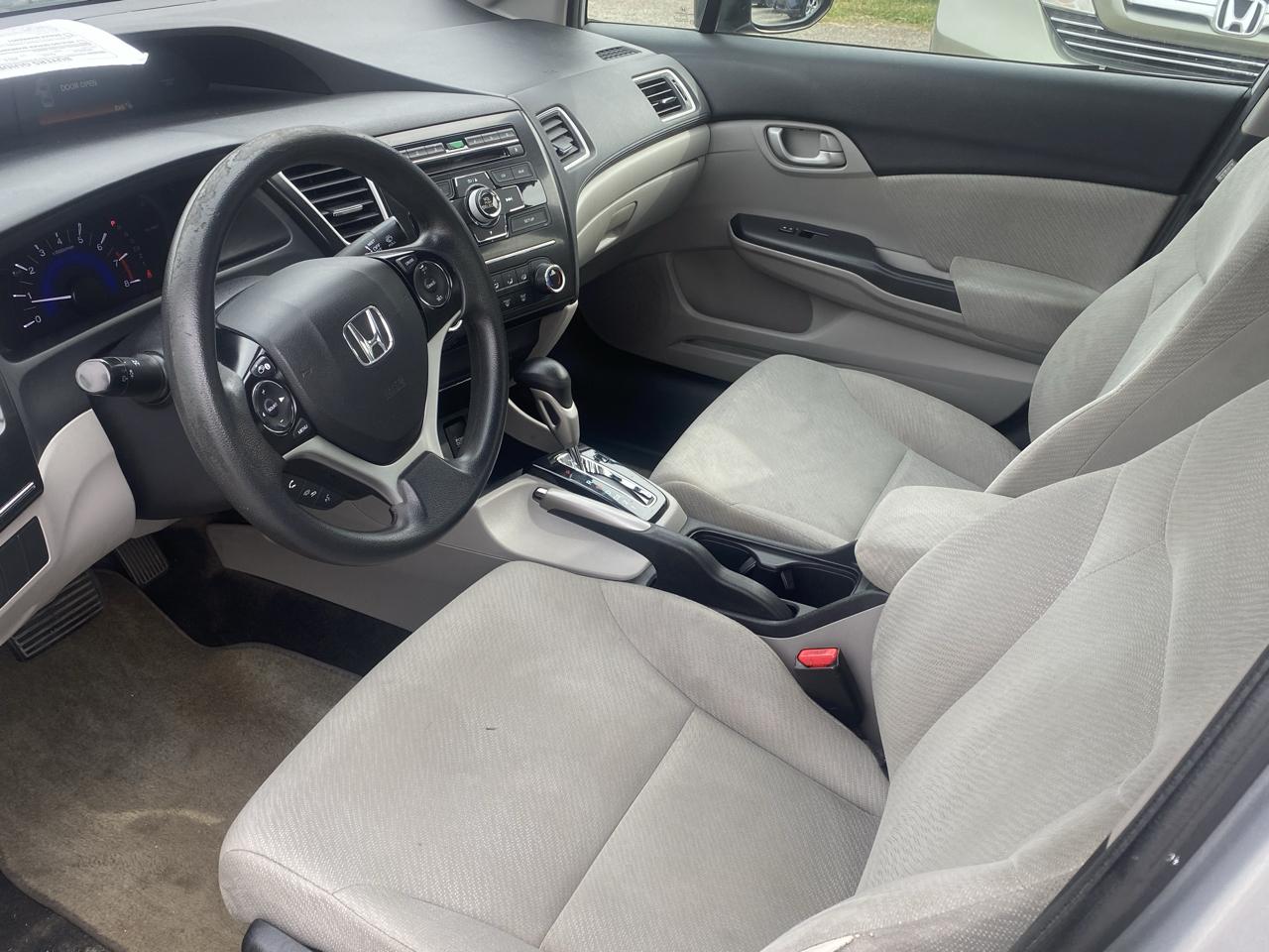 Honda Civic LX Sedan 5-Speed AT 2013
