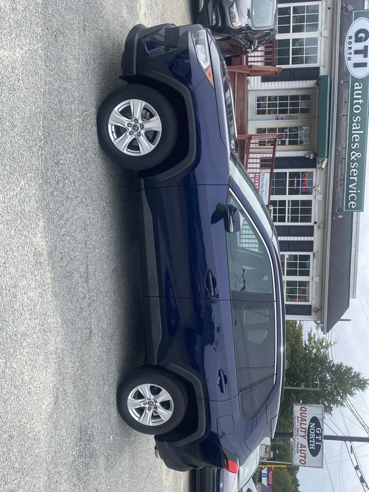 Toyota RAV4 XLE 2019