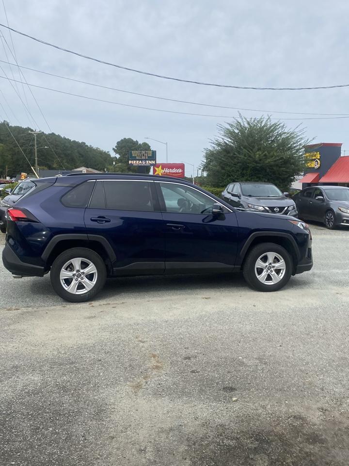 Toyota RAV4 XLE 2019