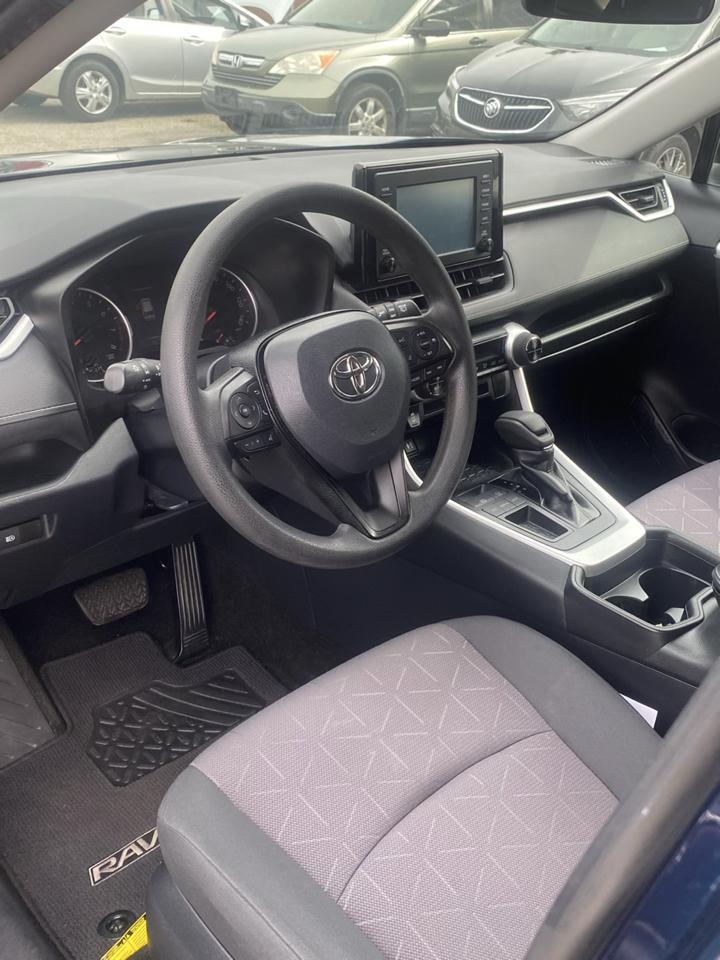Toyota RAV4 XLE 2019