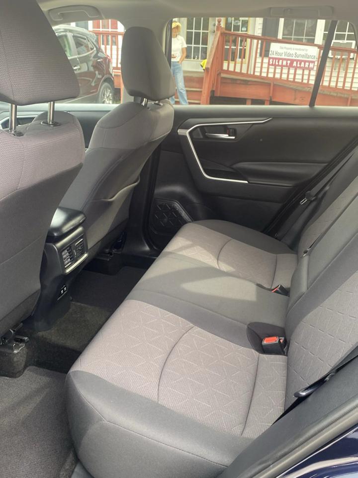 Toyota RAV4 XLE 2019