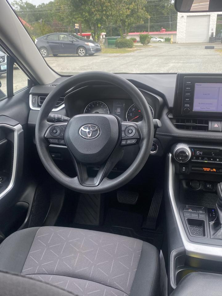 Toyota RAV4 XLE 2019