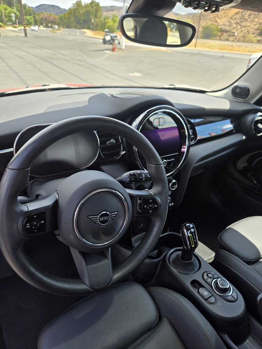 MINI Hardtop 2 Door  2024