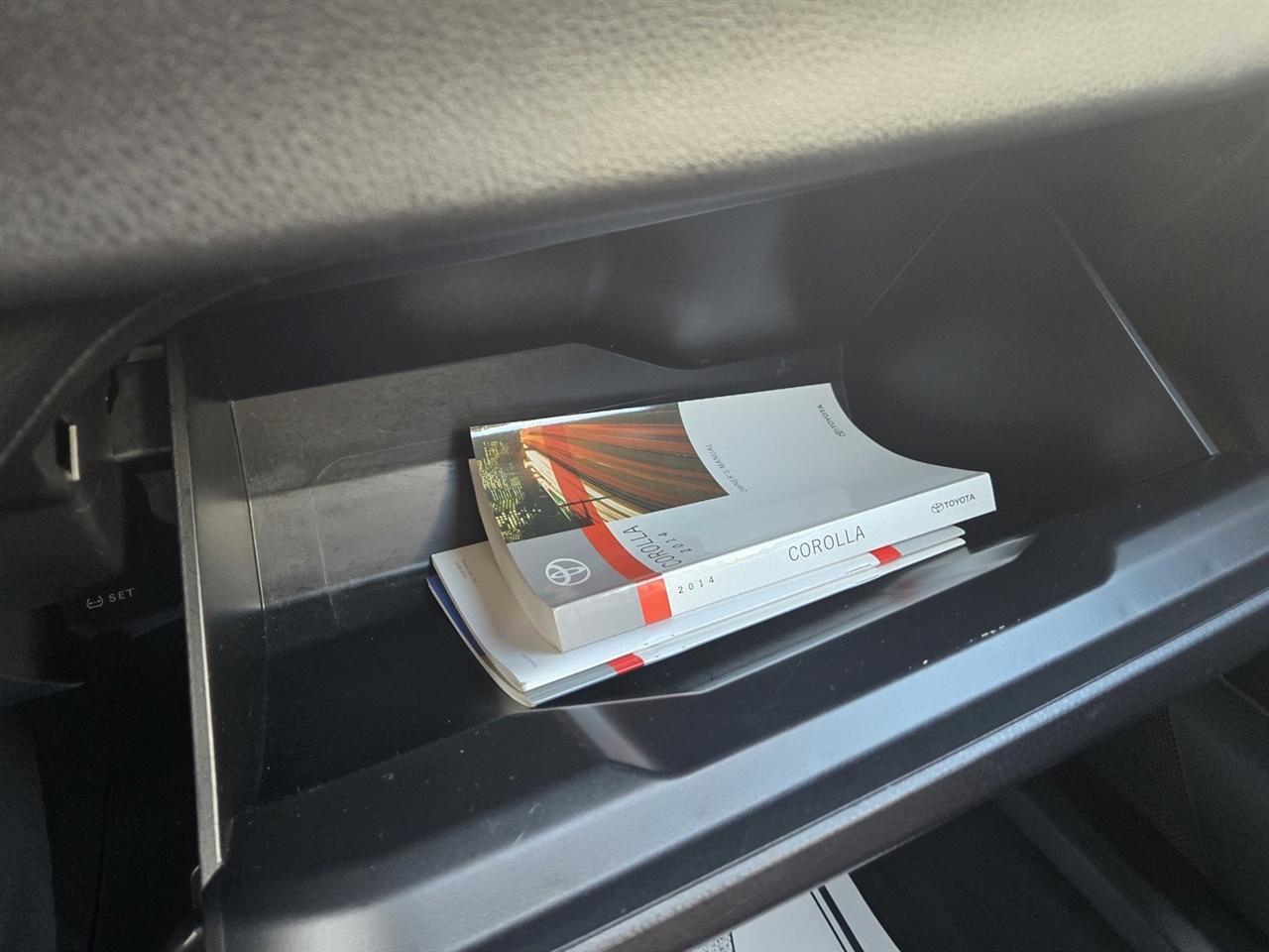 Toyota Corolla  2014