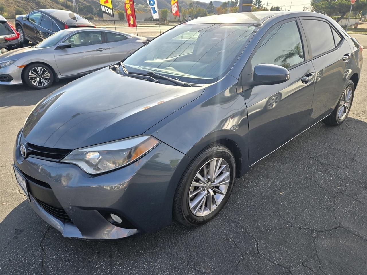 Toyota Corolla  2014