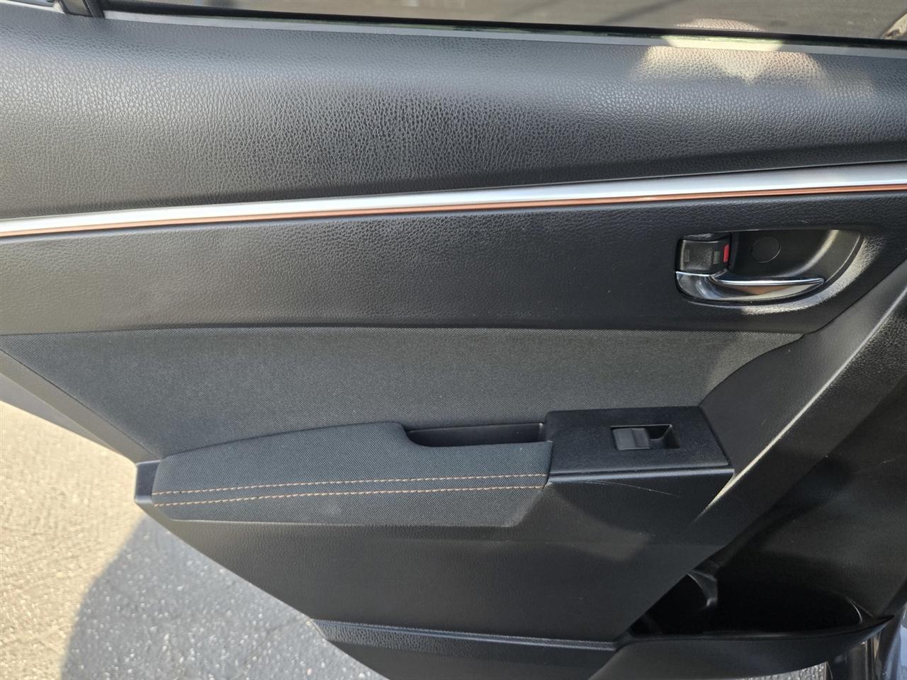 Toyota Corolla  2014